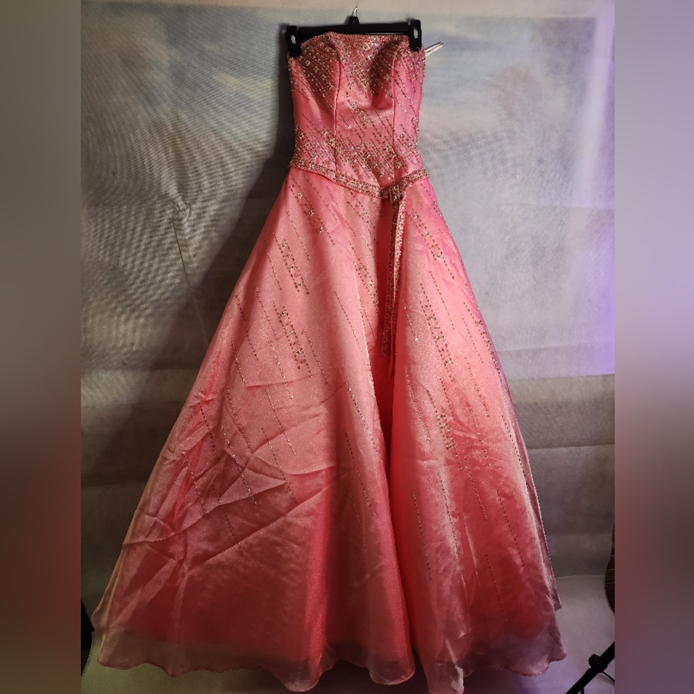 Ball gown